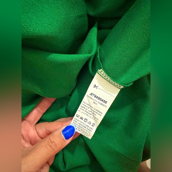 Vibrant Green Maxi Dress - Picture 3 of 3